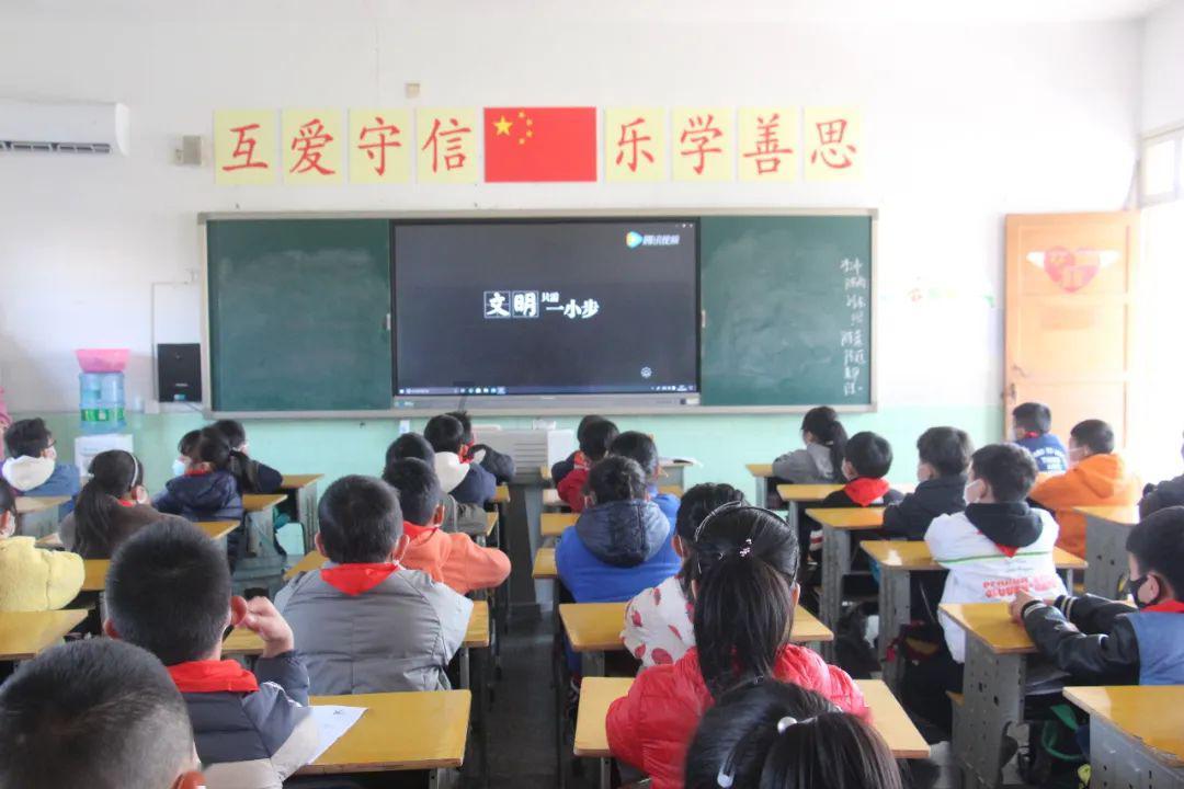 逃离亚洲丛林